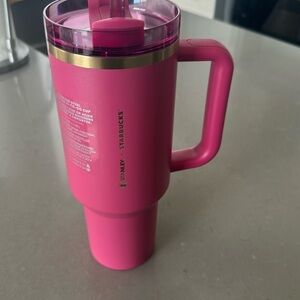Stanley x starbucks 40oz holiday 2024 berry
